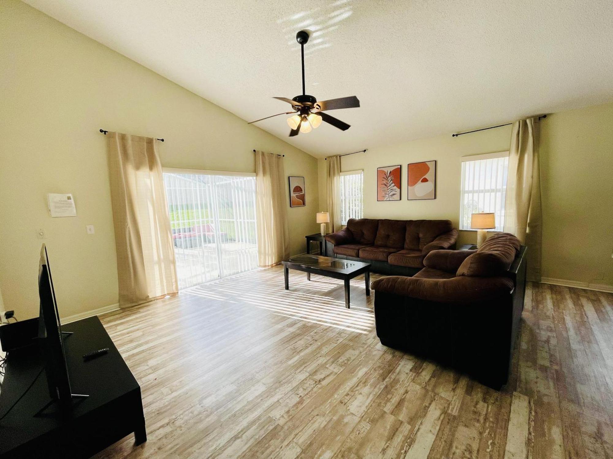 Beautiful 5-5 Bedroom Home!!! キシミー エクステリア 写真